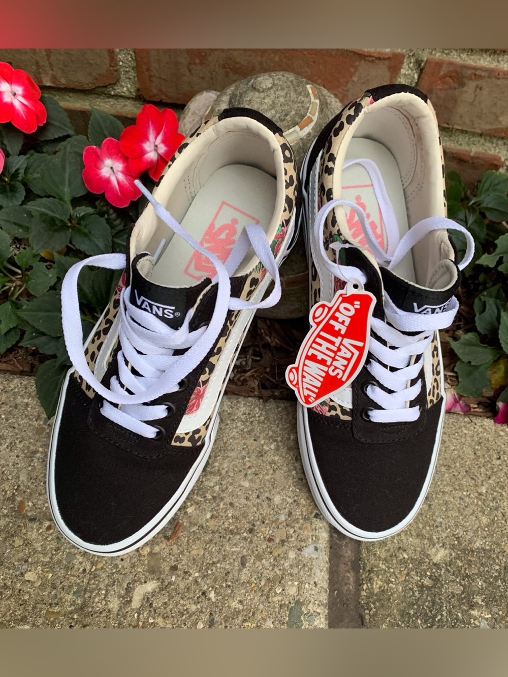 RARE Women’s Black Leopard Floral Lace-Up Vans